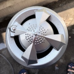 駅などで使われてた 灰皿の画像