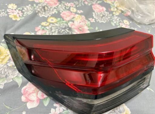 日産 テールランプ 右 純正 ICHIKOH 中古 26555-6XL0A