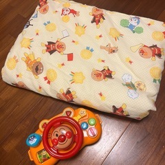 アンパンマンかけ布団　おもちゃの画像