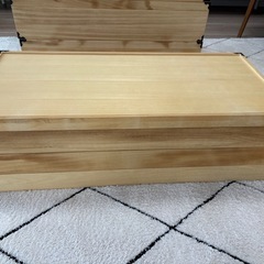 桐衣装ケースの画像