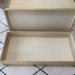 桐衣装ケースの画像