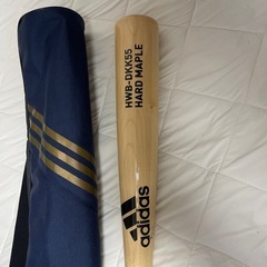 adidas 軟式 木製 バット 山田哲人 モデルの画像