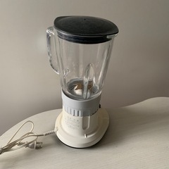 TESCOM ジュースミキサー TM835W 幅15×奥行18.3×高さ32.2cm ホームセンターの画像