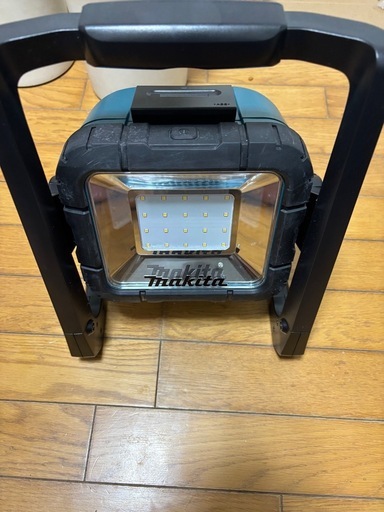 Makita マキタ ML805 LEDワークライト 作業灯 投光器 AC電源