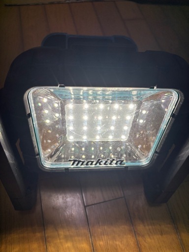 Makita マキタ ML805 LEDワークライト 作業灯 投光器 AC電源