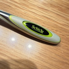 Schickハイドロ５/プレミアム/敏感肌用/替刃4個＋本体 カミソリの画像