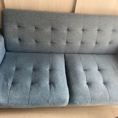 2人掛け青色パブリックソファー美品の画像