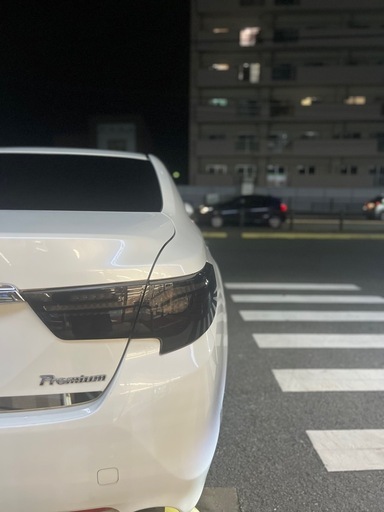 早い者勝ち、格安　マークX130系　grx-130 フルスモテールランプ