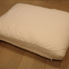 Ikea ホワイト 長方形 枕　PRAKTVÄDDの画像