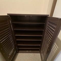 靴箱、シューズボックスの画像