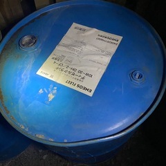 空ドラム缶の画像