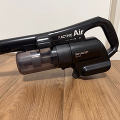 2023年式✨　SHARP コードレス掃除機　ラクティブエアーの画像