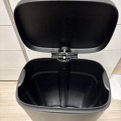 【ほぼ新品】KEYUCA ゴミ箱の画像