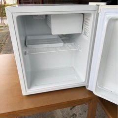 ハイセンスミニ冷蔵庫の画像