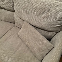 ニトリ ファブリック2人掛けソファ ブラウンの画像