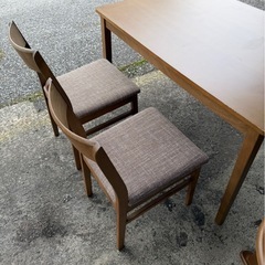 ダイニングテーブル5点セットの画像