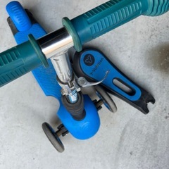 幼児用　キックスケート　キックボード　三輪の画像