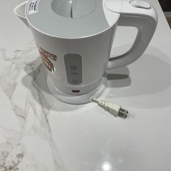 電気ケトルの画像
