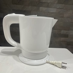 電気ケトルの画像