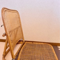 ラタン製 リクライニング折りたたみ座椅子の画像