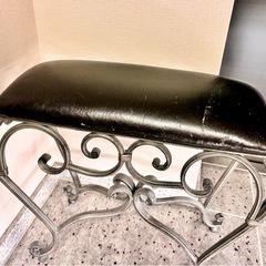 椅子　アンティーク調の画像