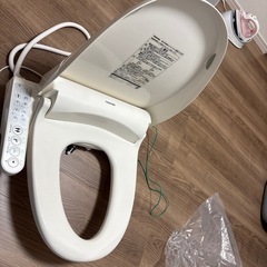 温水洗浄便座の画像