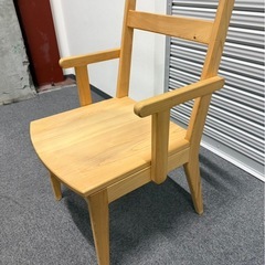 XYL キシル　木製アームチェア ダイニングチェア ナチュラル 肘付きの画像