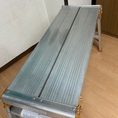 【ほぼ新品】折りたたみ足場台の画像