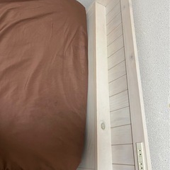 シングルベッド(コンセント付きの画像