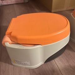 子ども用おまる2点＋おまるシート（無料） の画像