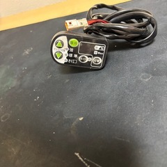 受電機とバッテリーの画像