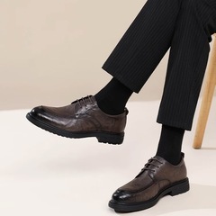 革靴 メンズ  カジュアル  通气性 防臭 軽量 防滑 通勤 防水 冠婚葬祭 結婚式   ブラウン　ビジネスシューズ24.5CMの画像