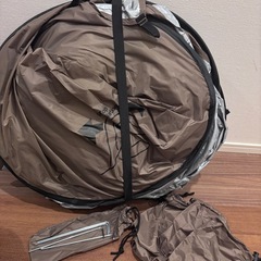 美品　一度使用コールマンポップアップテントの画像
