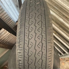 キャリートラックホイール付きタイヤ４本の画像