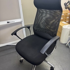 オフィス用デスク、椅子セット（3セット）の画像