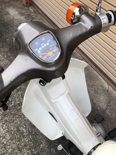 ホンダ　スーパーカブ50  書類付実働ベース車