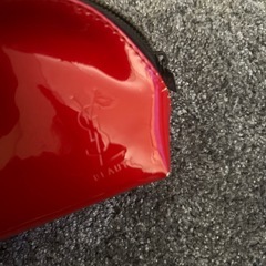 YSLメイクポーチの画像