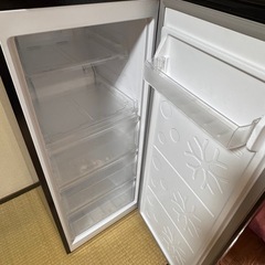 2025年製　冷凍庫の画像
