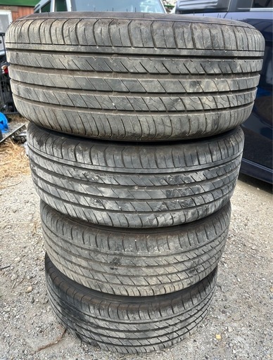 スポーツテクニック？　225/50R17 ８Ｊ通し　４本　バリ山
