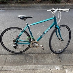 GIANT ESCAPEクロスバイクの画像