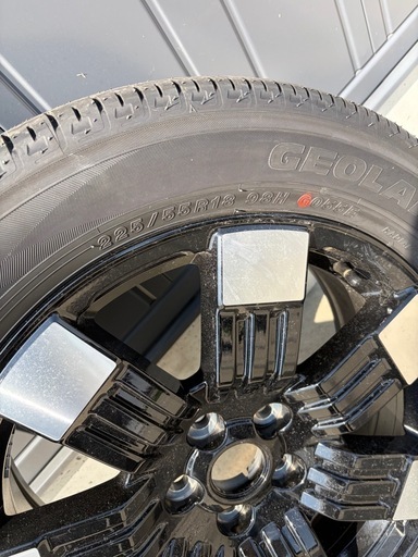 タイヤ　　　新品　新車外し