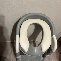 【座る練習のみ！美品！】TANBIN 補助便座トイトレの画像