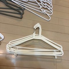 ハンガーセット　　約30本の画像