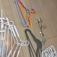 ハンガーセット　　約30本の画像