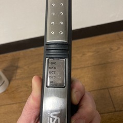 本日夜処分　ヘアアイロンとコテのセットの画像