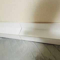 IKEA 白色ダブルベッドフレーム｜充電ポート付き｜収納引き出しありの画像