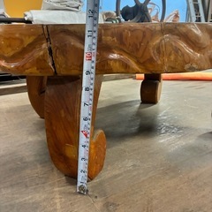 木のテーブルの画像