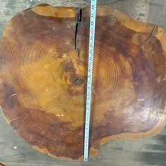 木のテーブルの画像