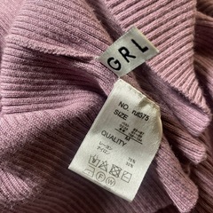 ❤️フェイクボタン付きGRLトップスの画像