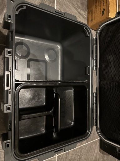 YETI イエティ gobox 30ロードアウトゴーボックスチャコール